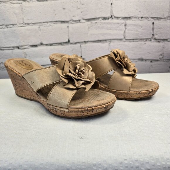 BOC BORN JAMAICA LEATHER FLOWER CORK WEDGE SLIDE SANDAL BEIGE SIZE 10 EUC WOMENS - Picture 1 of 10